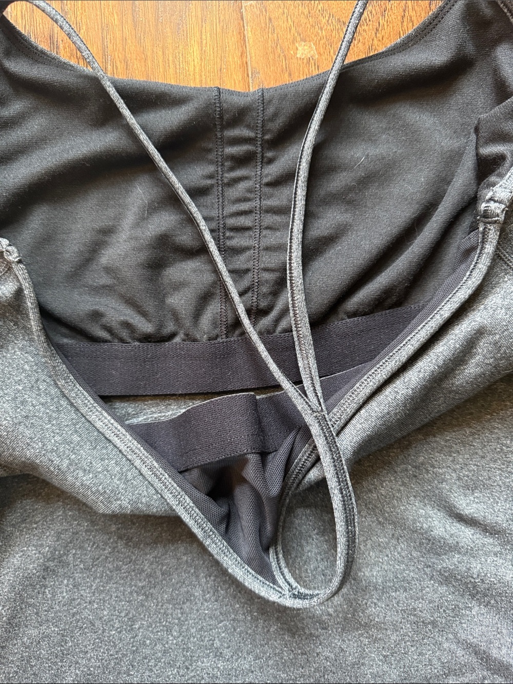 Lululemon Power Pose Tank Top, Heathered Black, size 6 - Picture 9 of 10